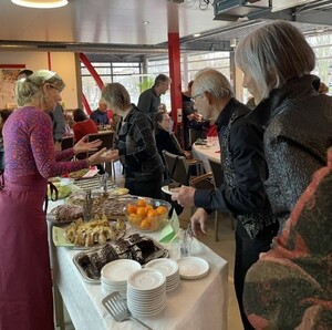 2024-12-17-kerstlunch-8