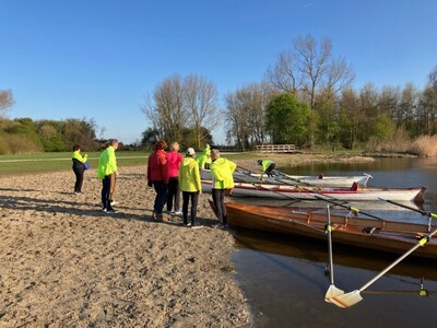 2025-05-04-toercursus-2025-aanleggen-op-het-strand