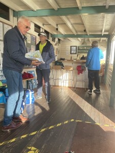 2025-09-27-gekloot-met-de-boot-in-de-sloot-1